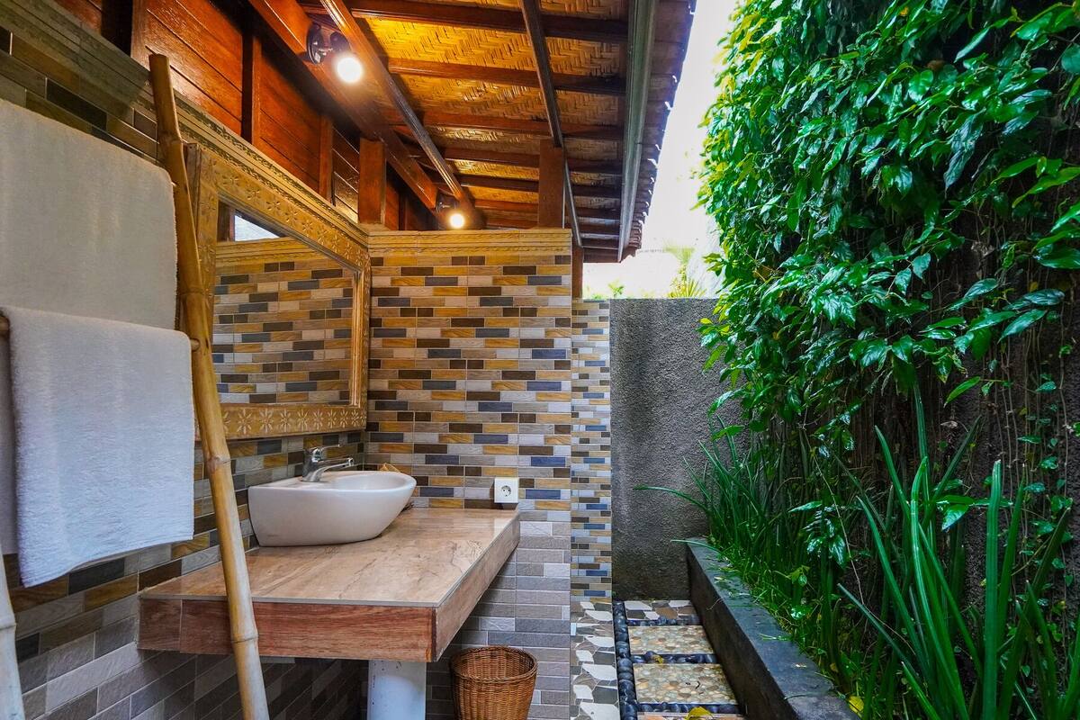 family room, 2 bedrooms, pool view | bathroom | shower, free toiletries, hair dryer, towels