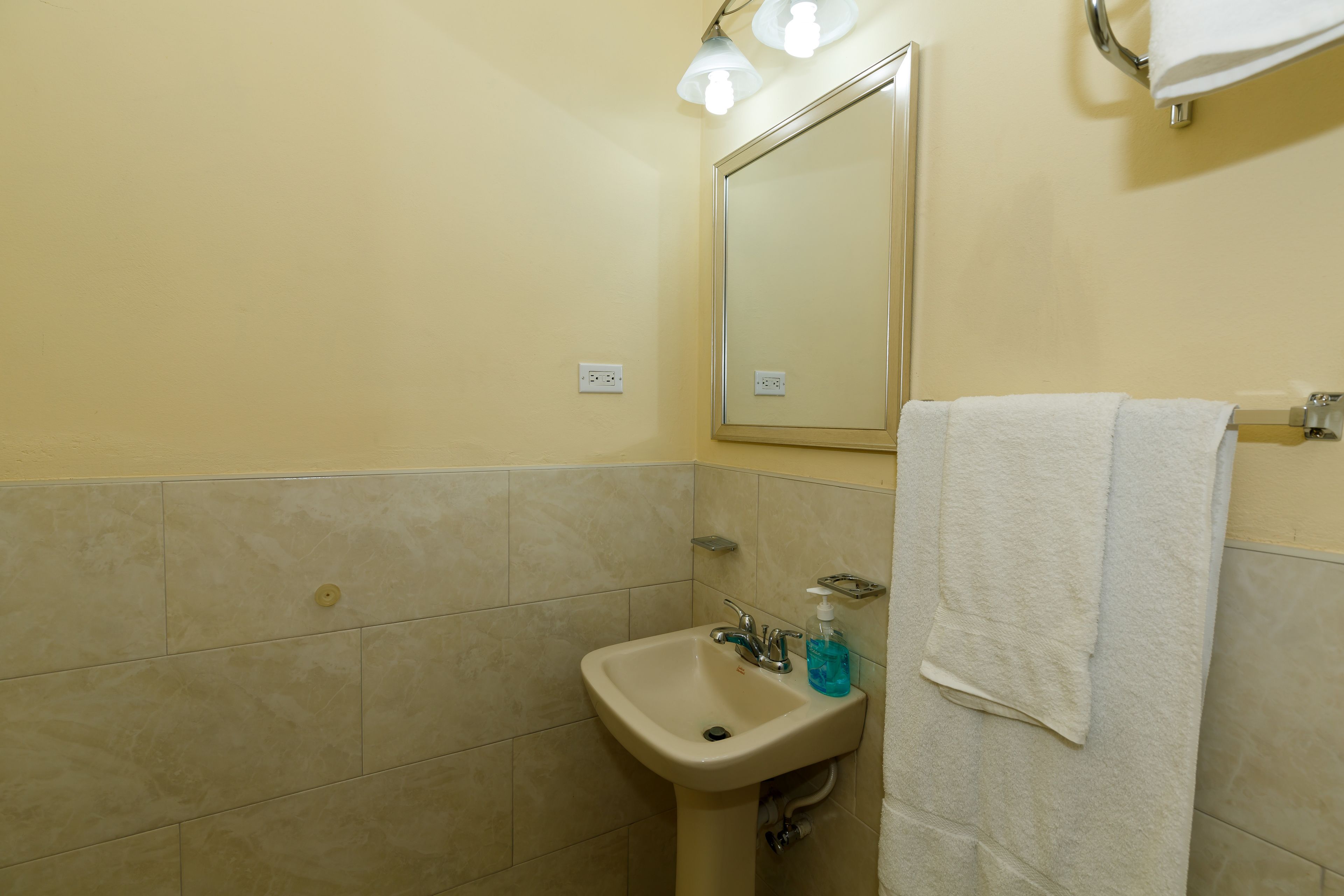 Photo - Jasmine Inn