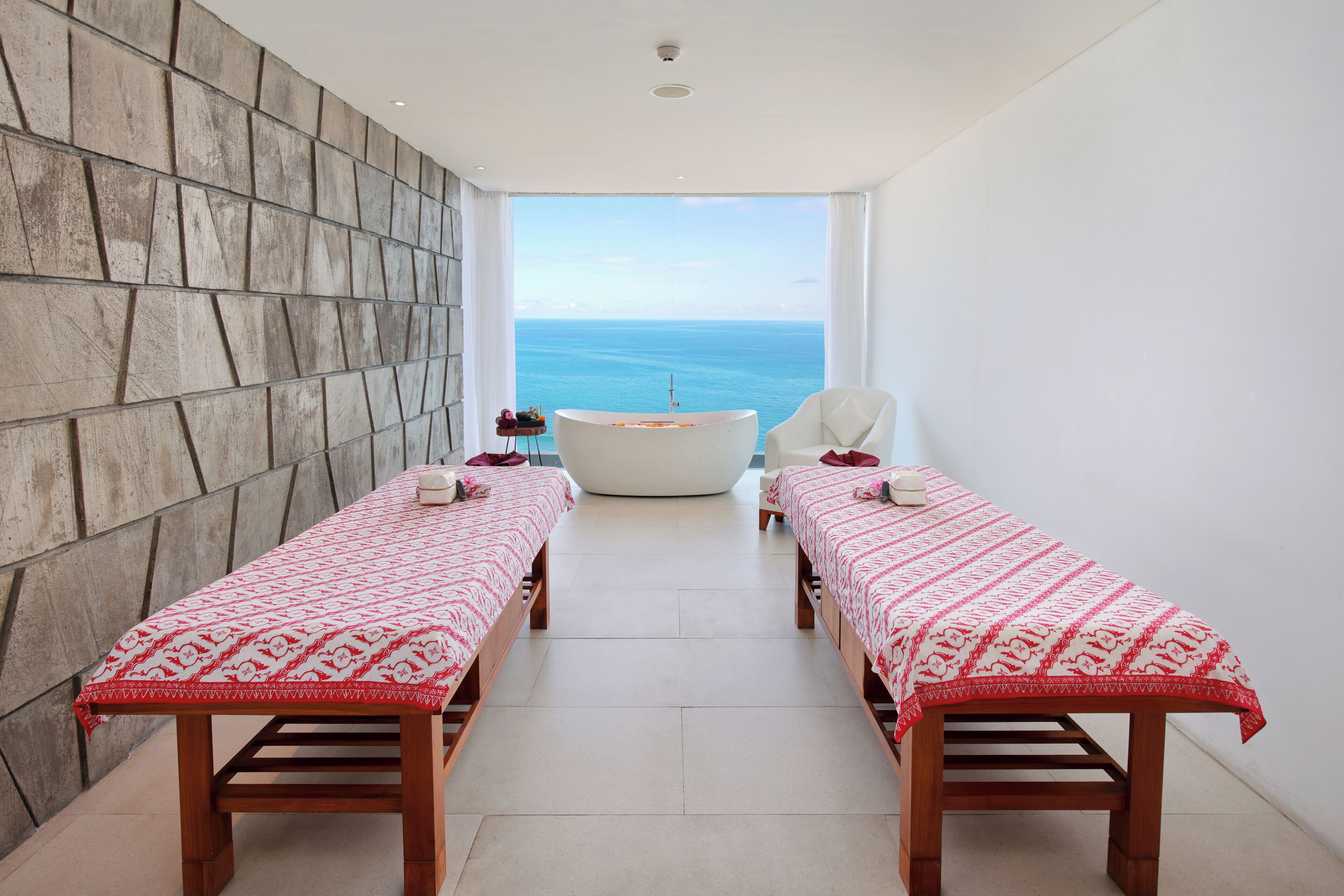 couples treatment room(s), body treatments, aromatherapy