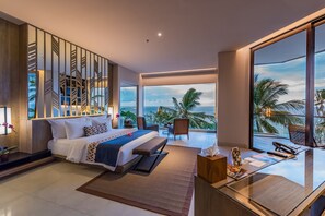 Premier Club (King) | Premium bedding, minibar, in-room safe, desk - Katamaran Hotel & Resort Lombok (Senggigi)