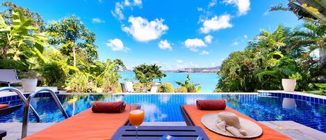 Outdoor pool, pool loungers
