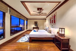 3 bedrooms, in-room safe, desk, blackout drapes - Villa Seven Swifts (Koh Samui)