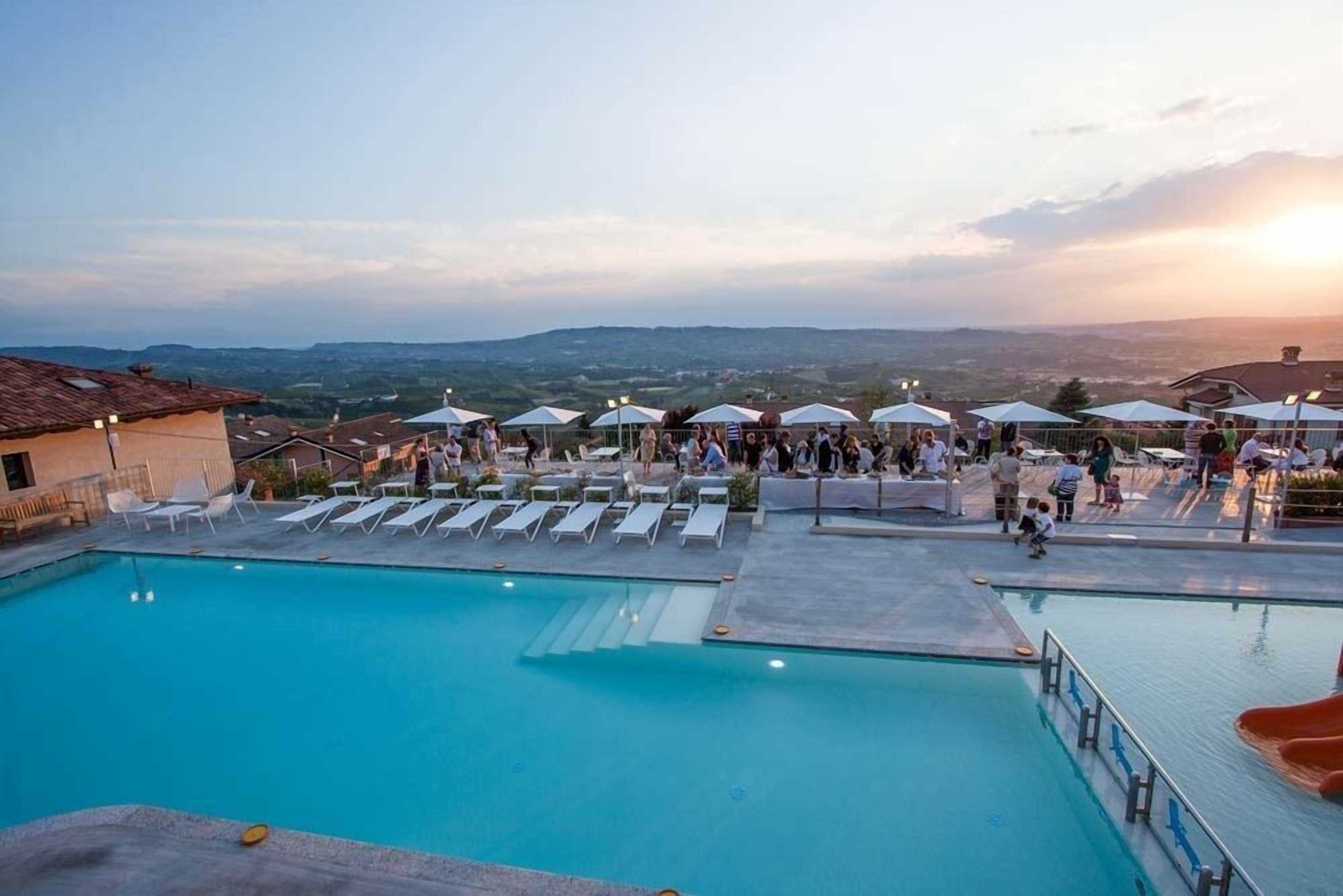 Piscina all'aperto