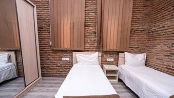1 dormitorio, ropa de cama hipoalergénica, minibar y caja fuerte