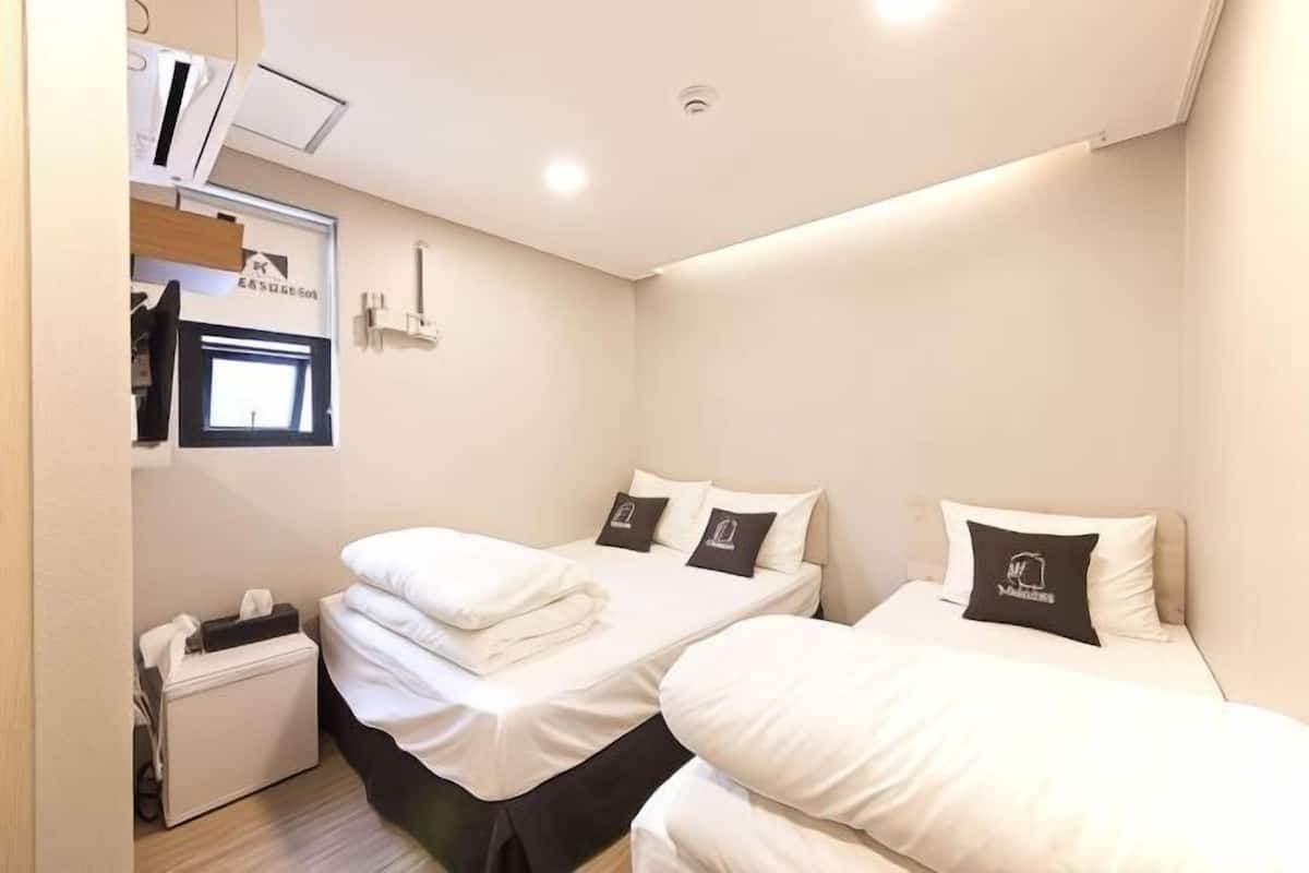 Wifi gratis y ropa de cama