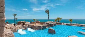 Holiday World Resort