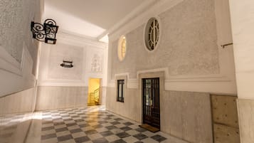 Lối vào nơi lưu trú