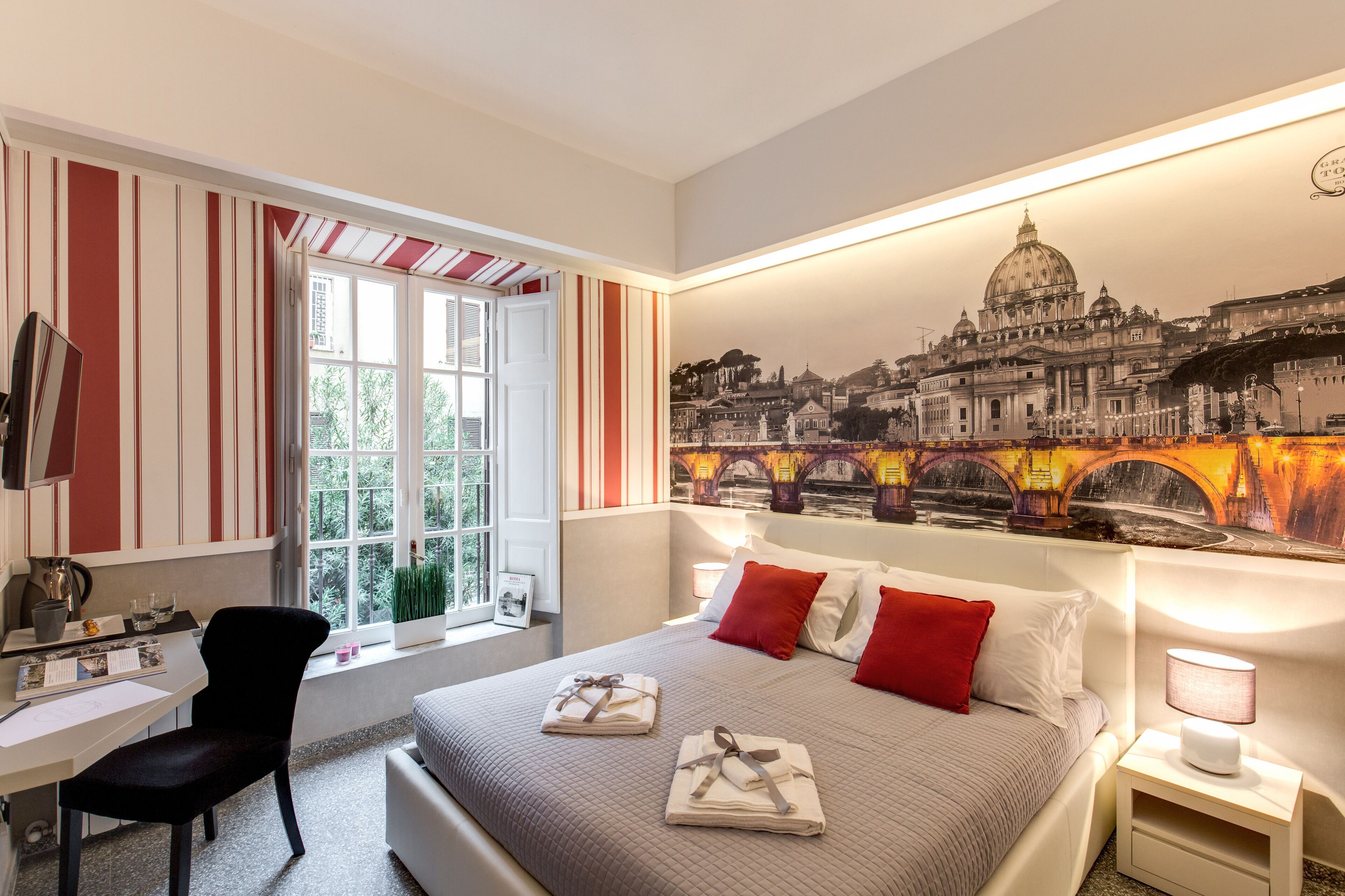 Photo - Grand Tour Rome Suites - Liberty Collection
