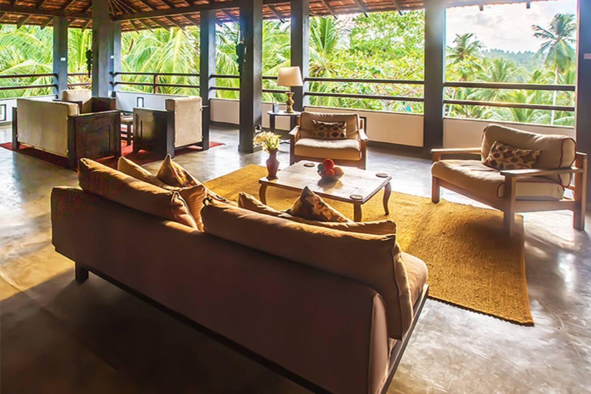 free daily english breakfast