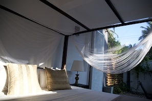 Deluxe Double Room, Garden View | In-room safe, soundproofing, rollaway beds, free WiFi
