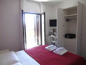 Comfort-Vierbettzimmer, 2 Schlafzimmer | Hochwertige Bettwaren, Minibar (mit einigen kostenlosen Artikeln)