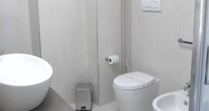 Arete' Luxury Room