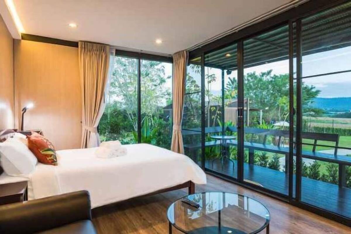 1 habitación, minibar y caja de seguridad en la habitación