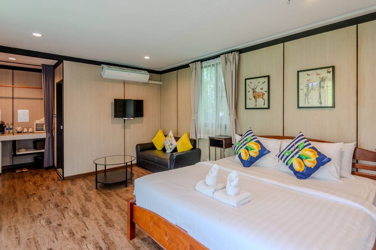 Bella Suite King Bed | Minibar, Zimmersafe, Verdunkelungsvorhänge, kostenloses WLAN