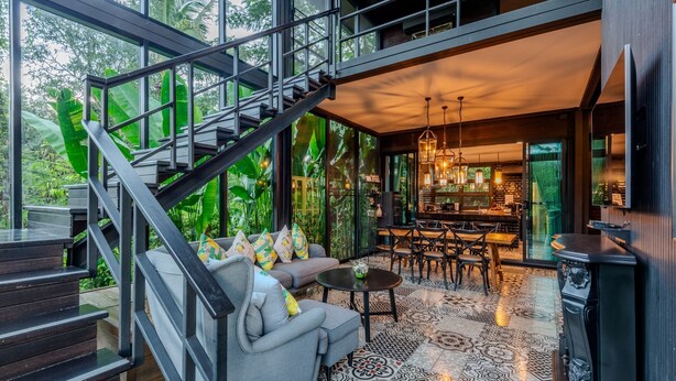 Villa – exclusive, 4 soverom, hageutsikt, hageområde | Oppholdsområde