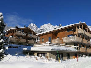 Family Apartment, 2 Bedrooms, Sauna, Ground Floor | Mountain view