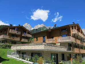 Family Apartment, 2 Bedrooms, Sauna, Ground Floor | View from room