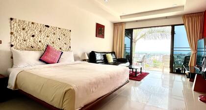 Mountain Sea View Luxury Apartments