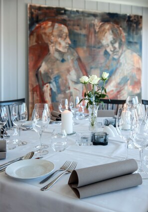 Breakfast and dinner served - Granavolden Hotel & Gjæstgiveri (Gran)