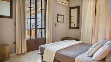 Executive-huoneisto, merinäköala (No 9) | Ylelliset vuodevaatteet, pillowtop-patjalliset sängyt