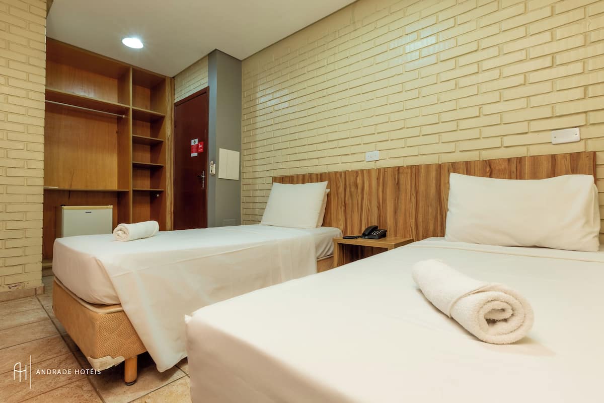 Minibar, fer et planche Ă repasser, Wi-Fi gratuit, draps fournis