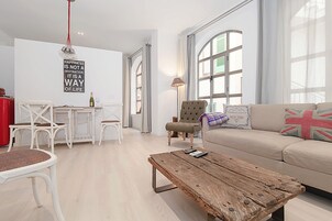 Apartment, 1 Bedroom, Kitchenette (Soller - 2nd Floor) | Living room | Plasma TV