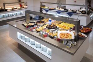 Buffet - Hotel GHT Sa Riera (Tossa de Mar)