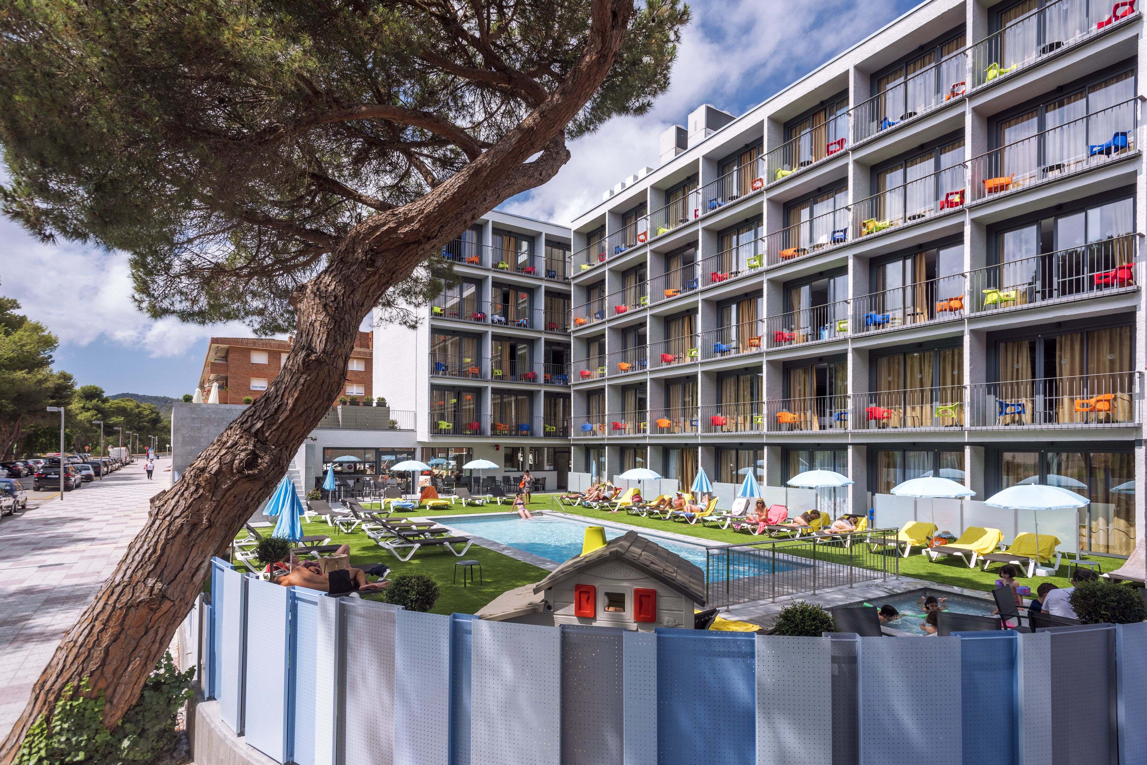 Mặt tiền nơi lưu trú