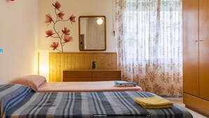 Room - Appartamento Londra (Bologna)