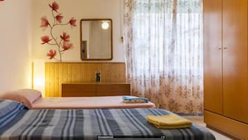 Departamento, 2 habitaciones | 2 habitaciones, tabla de planchar con plancha y cunas gratuitas