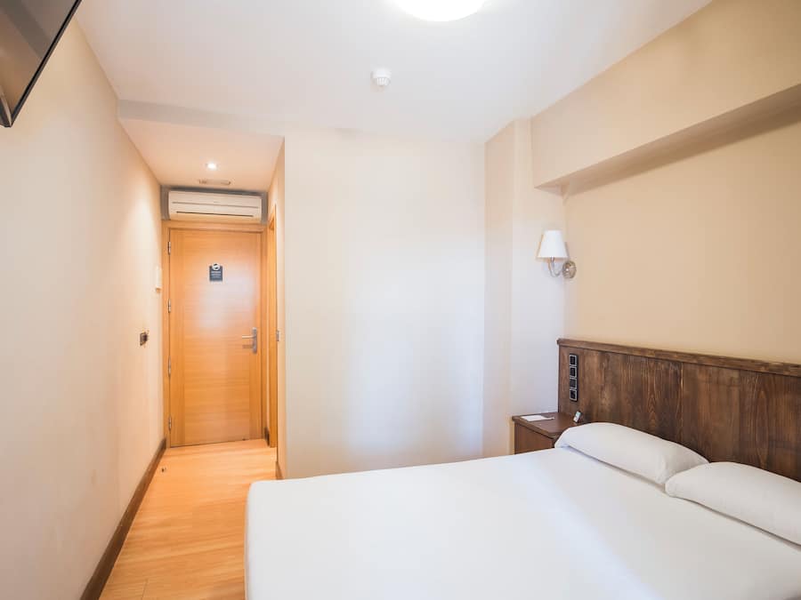 Superior Double Room | Blackout drapes, free WiFi, bed sheets