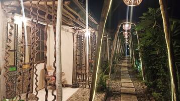 Standard Twin Room | Terrace/patio