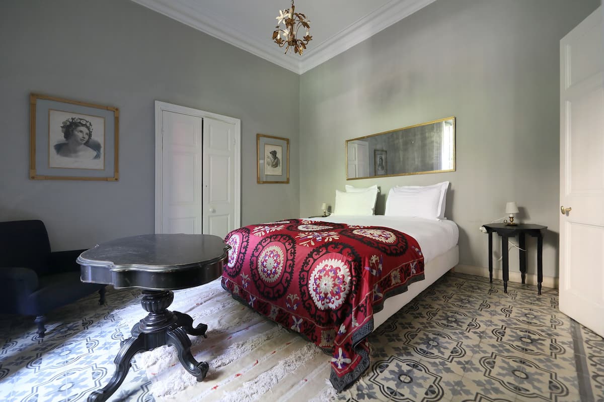 Superior Suite (Jardin) | In-room safe, desk, blackout drapes, cribs (free)