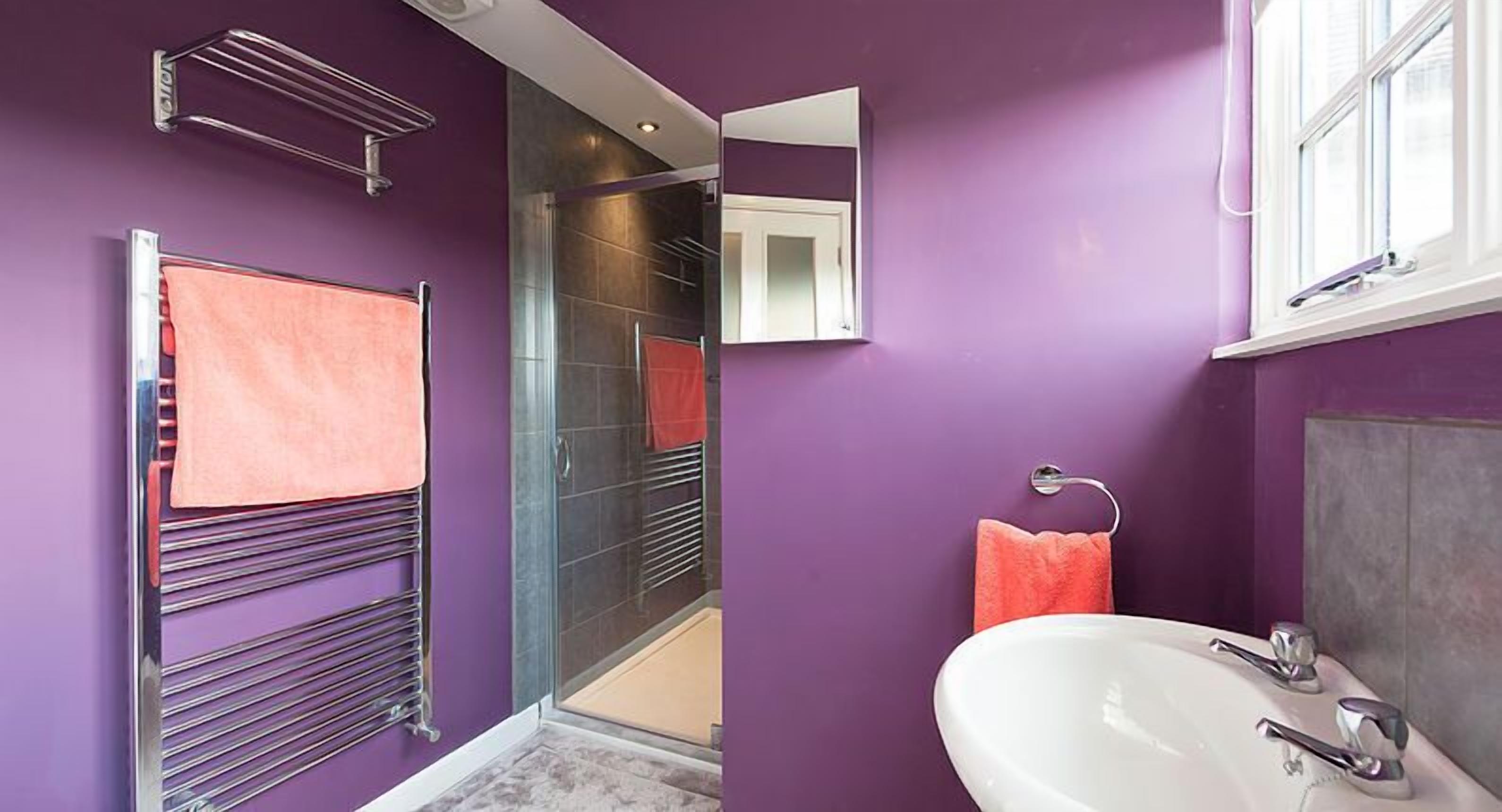 Deluxe Studio | Bathroom