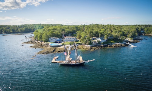 Linekin Bay Resort