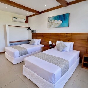 Chambre Double, vue océan | Literie de qualité supérieure, couette en duvet d'oie