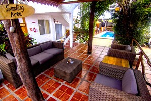 Lobby sitting area - Hotel La Casa de Judy (Puerto Ayora)