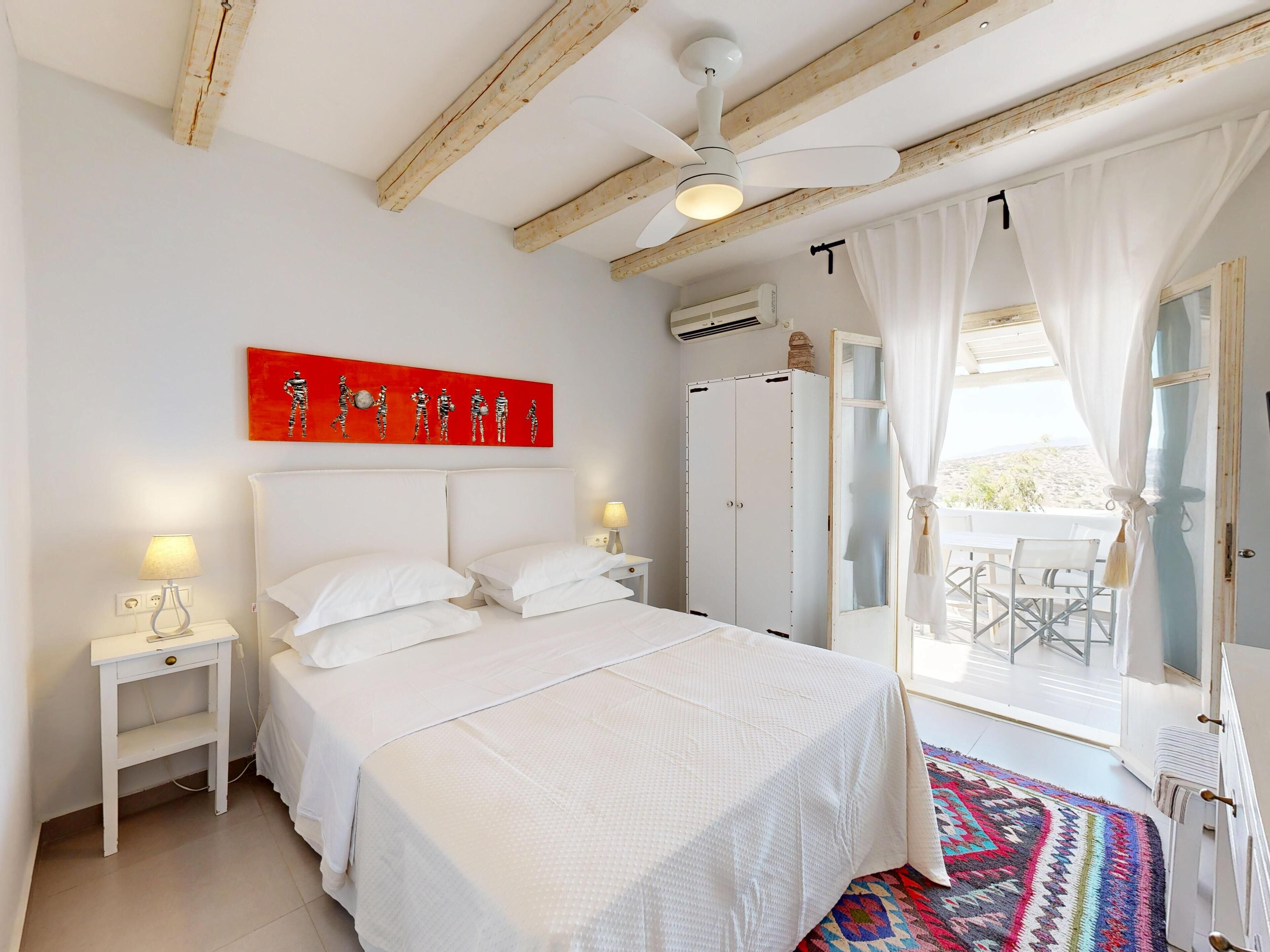 Suite – junior, 2 soverom, sjøutsikt | Sengetøy av topp kvalitet, safe på rommet og lydisolert