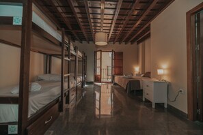 Room - Hotel Mercader de Sedas (Granada)