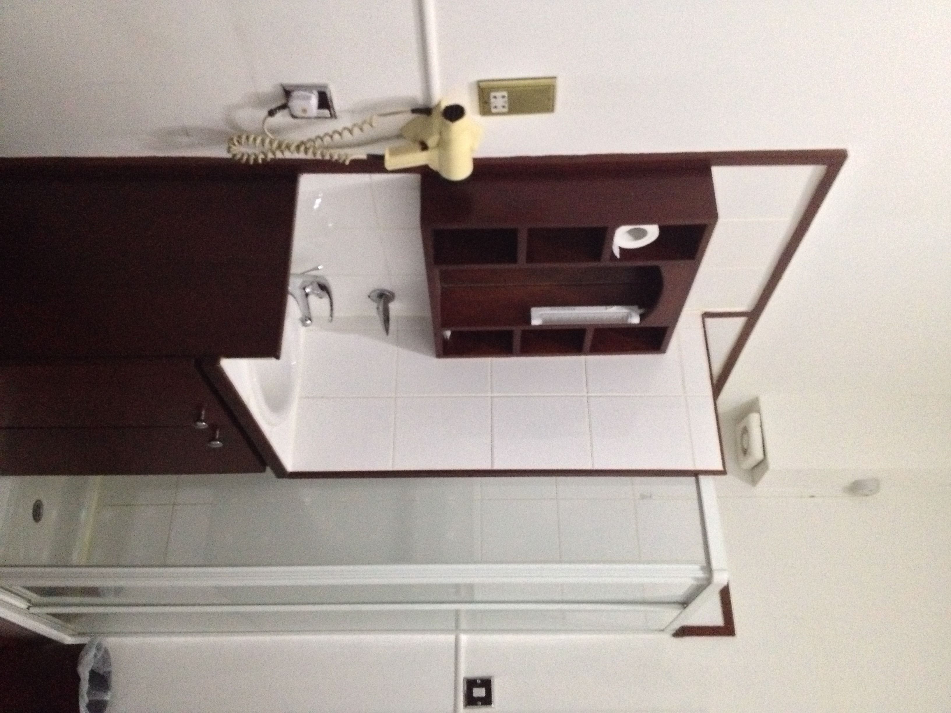 Photo - London Continental Hotel