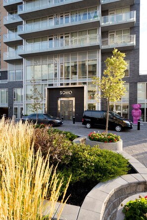 Exterior - SOHO Residences Champagne (Ottawa)