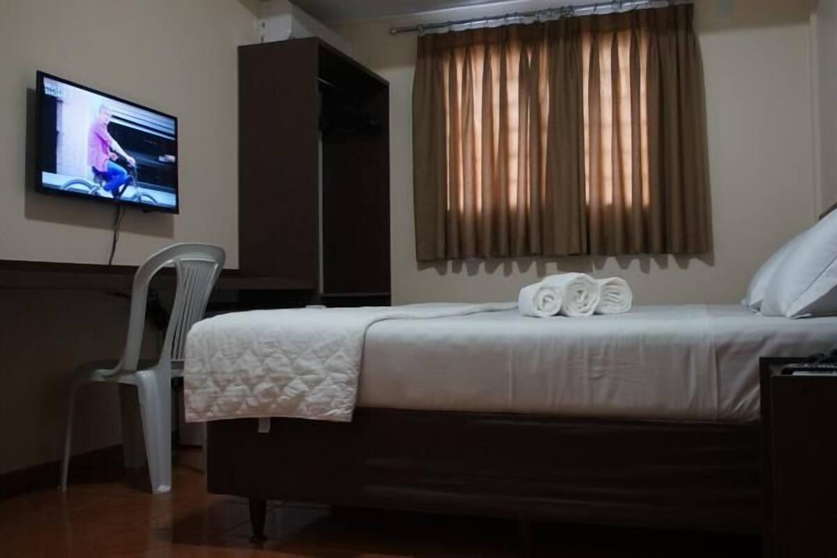 Deluxe Double or Twin Room | Desk, WiFi (free)