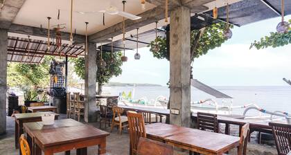 Amed Sari Beach Guesthouse