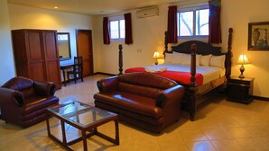 Unclassified image, 3 of 29, button - Hotel Le Chateau (Managua)
