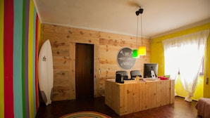 Sports facility - Ericeira Surf Camp - Hostel (Mafra)