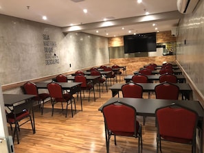 Business center - i5 Hotel Águas Claras (Águas Claras)