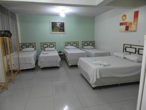 Minibar, free WiFi, bed sheets - Hotel Itaipu (Goiania)