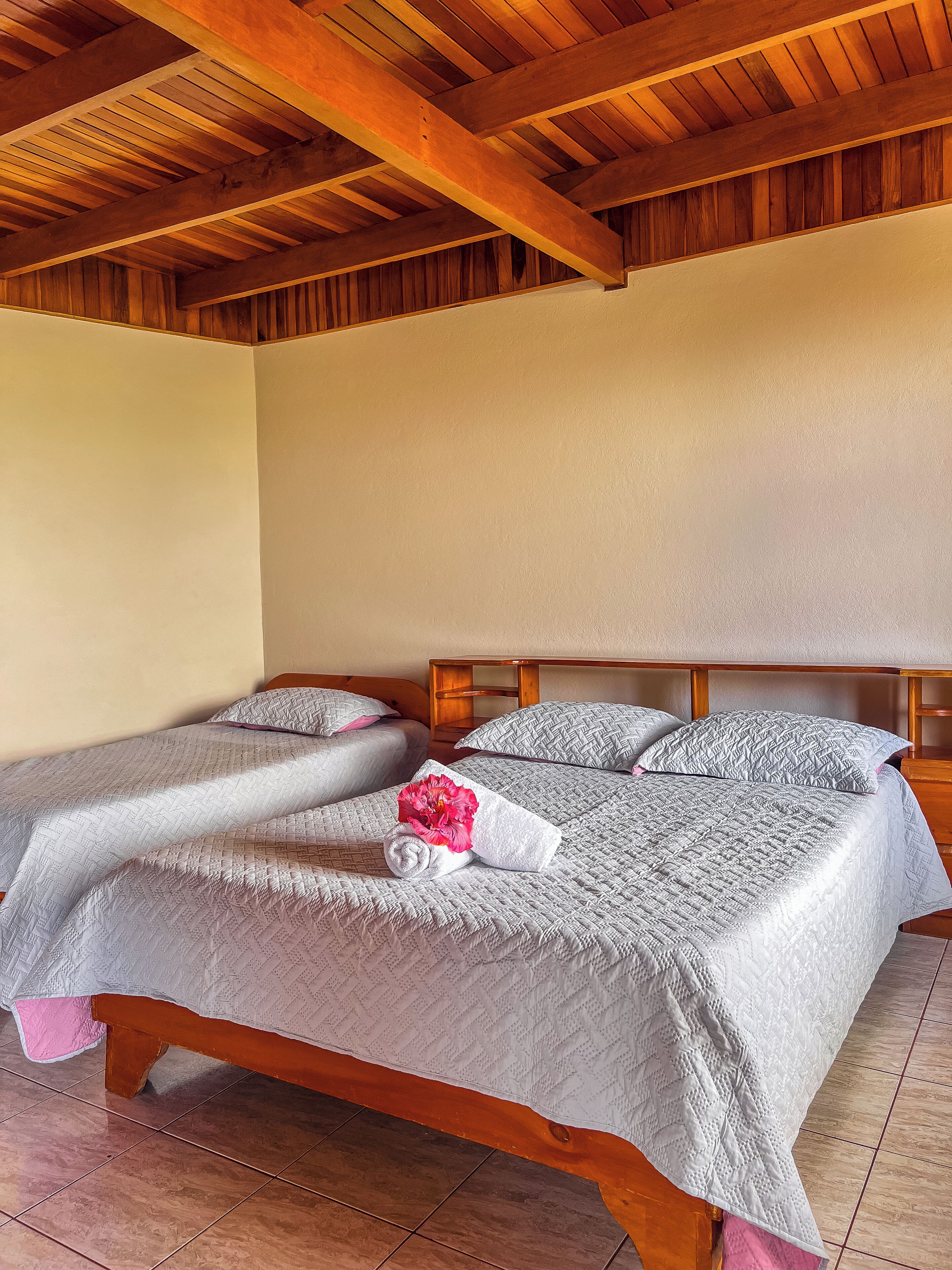 Double Room | Free WiFi, bed sheets