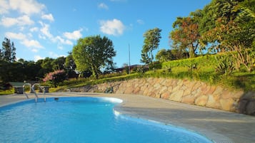 Udendørs pool