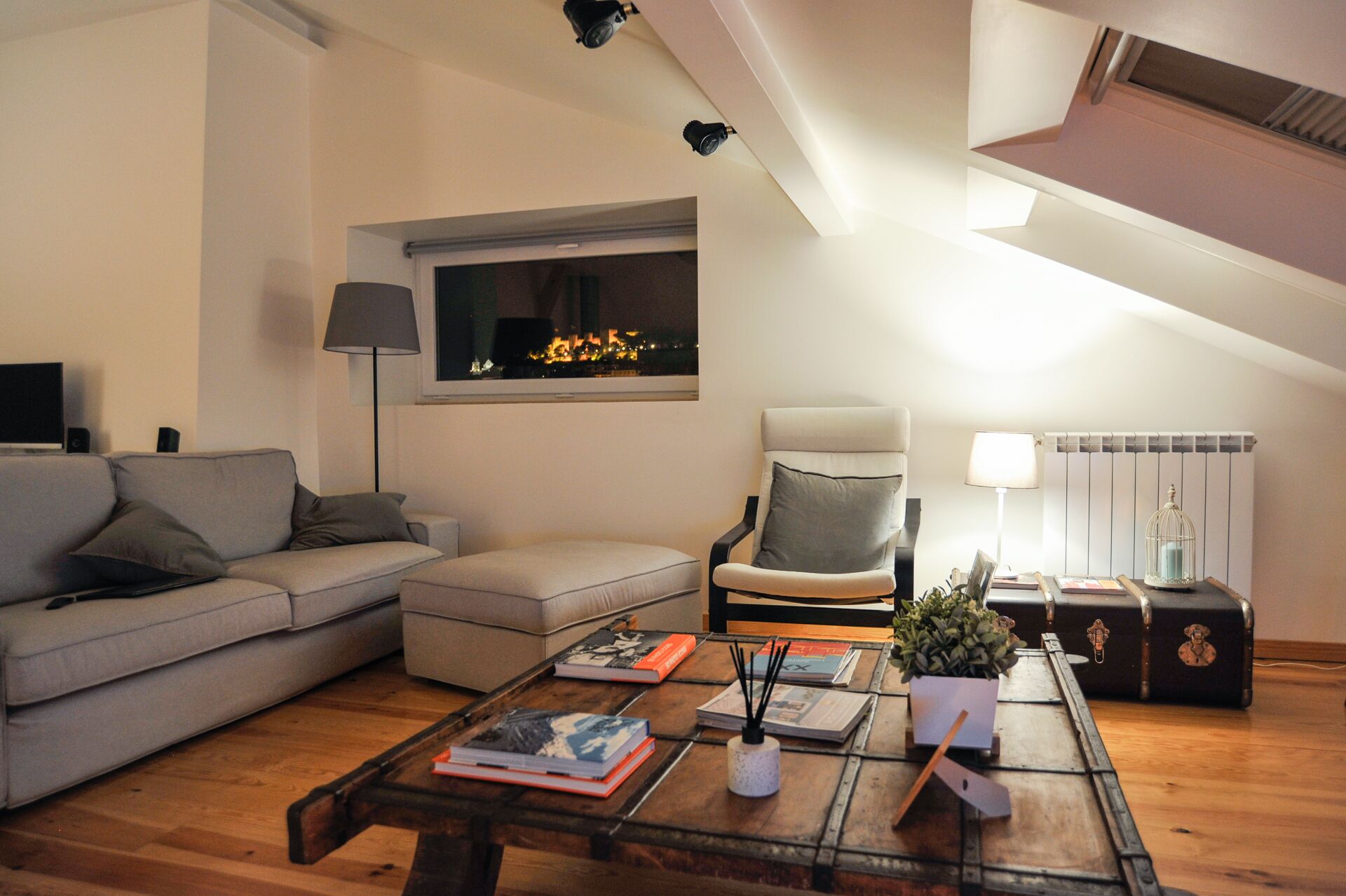 apartment | living area | 22-inch flat-screen tv with satellite channels, tv